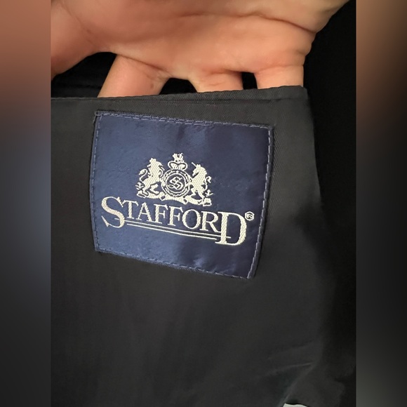 Stafford Navy Pinstripe Suit 41 regular - Picture 6 of 7